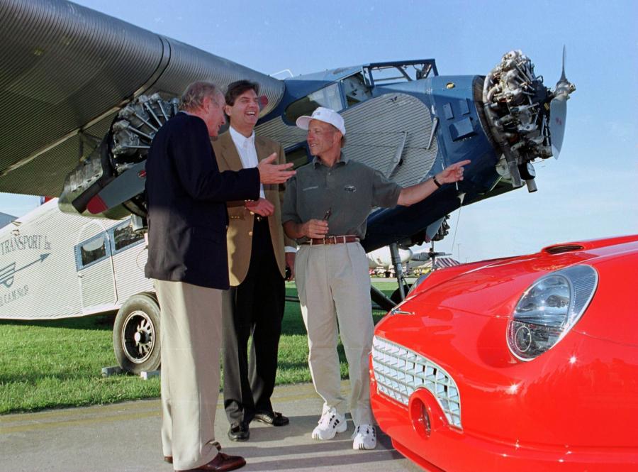  Ford Thunderbird Concept 1998 года  (фото 43 из 44)